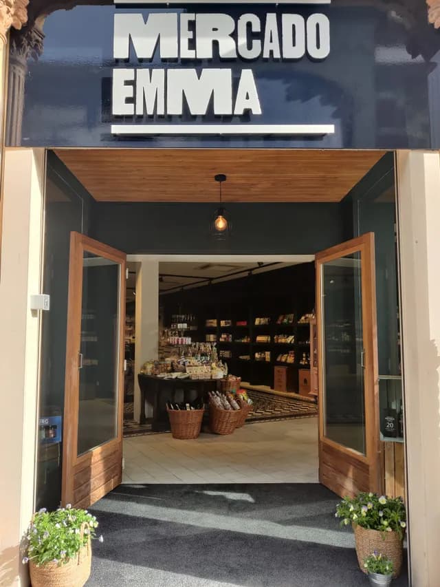 Mercado Emma buitenkant