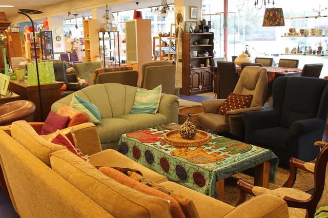 PortAgora store inside 3